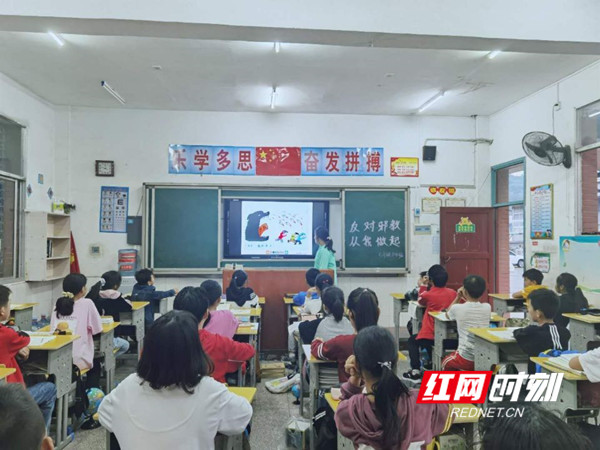 246081_副本.jpg 246081_副本.jpg