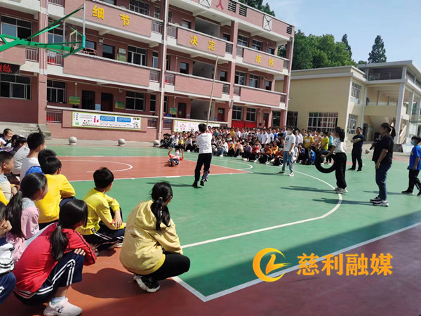 防溺水演练_慈利.jpg