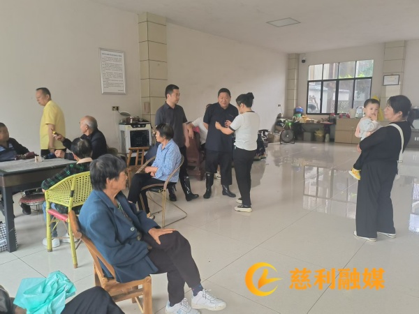fbca01d00251c8b9b42365c9efd0449d_副本.jpg