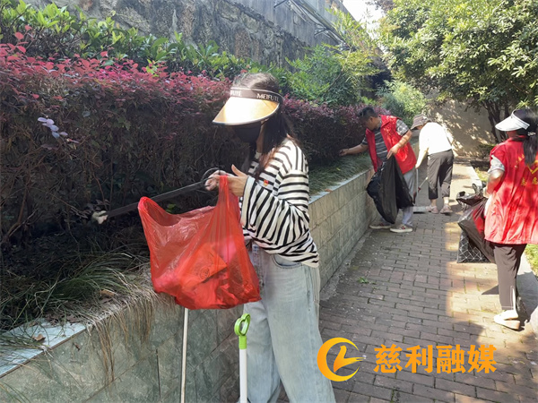 d65ff5db20420fa60697cc84b514f85.jpg