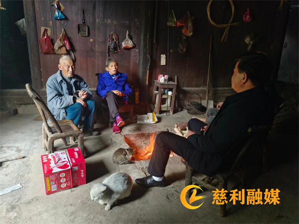 太华山1.png 太华山1.png