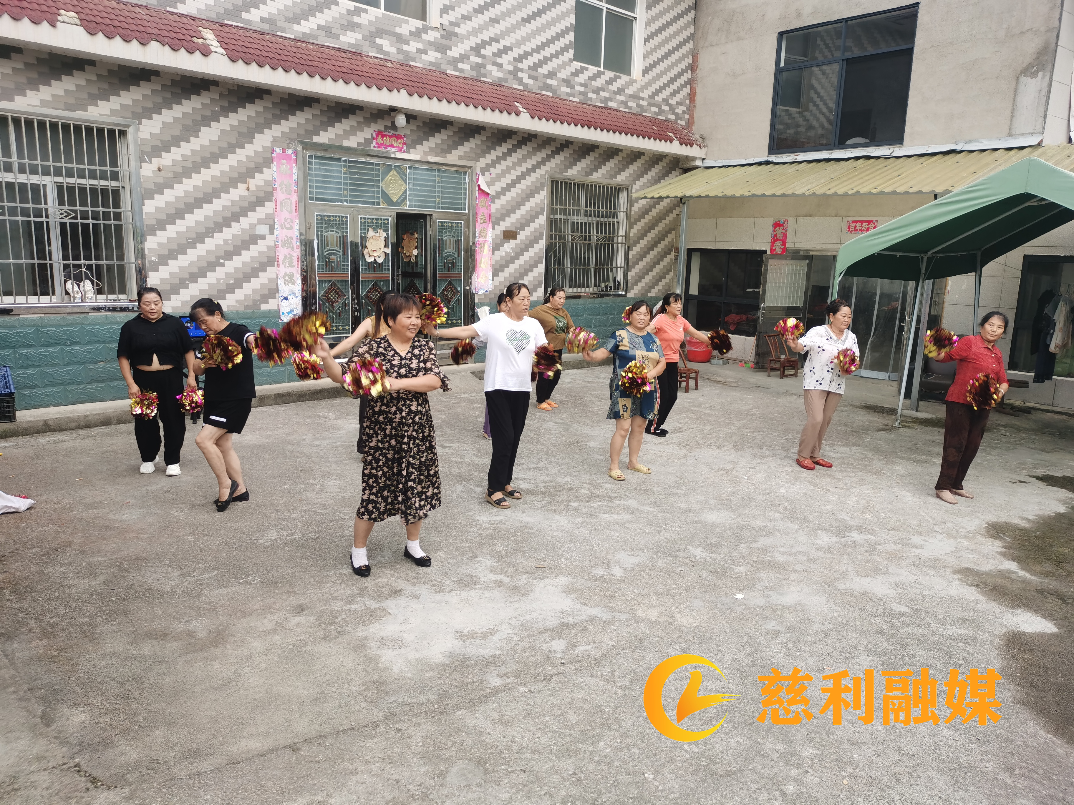 苗岭1_副本.jpg