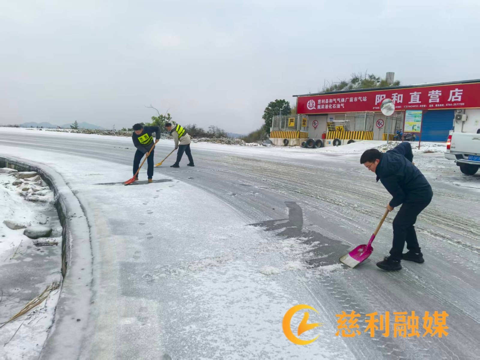 1831920c5eca35ee489ef164d8ac23cc(1).jpg 1831920c5eca35ee489ef164d8ac23cc(1).jpg