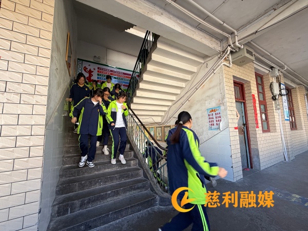 db5fa74c-669d-41a0-bf2c-6e4565388ed6_副本.jpg db5fa74c-669d-41a0-bf2c-6e4565388ed6_副本.jpg