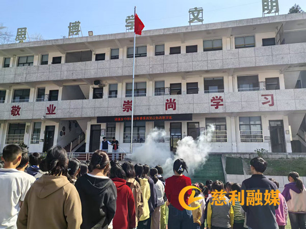 1aa2595e-7899-43fd-8730-16652fa1769f_副本.jpg