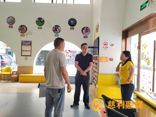bc570e1423e665d5db5c78a1698ecdca.jpg