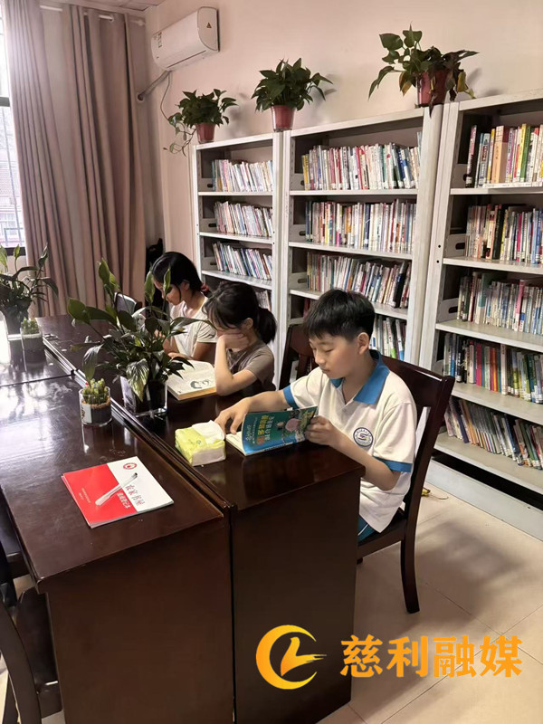 新闻2.jpg