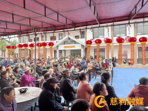 岩泊渡镇双溪村：多彩活动庆重阳 敬老爱老暖人心5_慈利.png