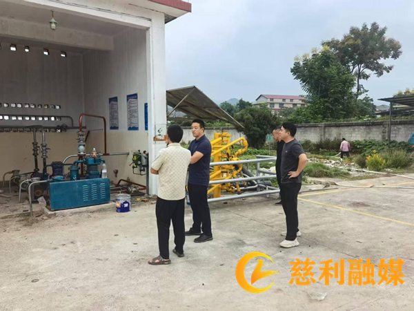 岩泊渡镇：开展节前安全生产大检查，筑牢平安过节防线2_慈利.png