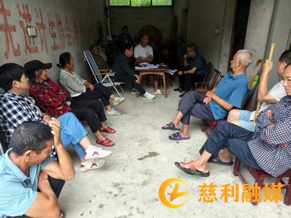 岩泊渡镇：稳步推进二轮土地延包 筑牢乡村振兴发展“耕”基2_慈利.png