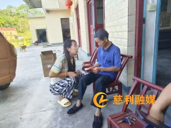 华2.jpg