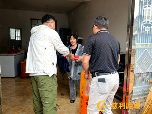 2fed70452eb594d39ddd8592de3cc14.jpg