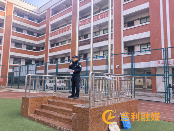 铁路安全宣传1_副本.png 铁路安全宣传1_副本.png