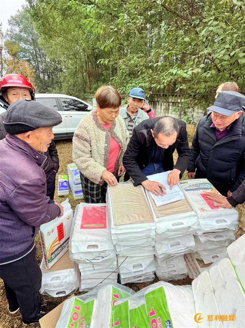 26231460c2ce969990d83c3b1cd6477.jpg 26231460c2ce969990d83c3b1cd6477.jpg