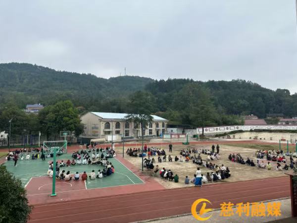 4c23b996b464fca7ce7190766fba1fc.jpg 4c23b996b464fca7ce7190766fba1fc.jpg