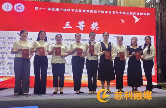 d8b1a638e286368c511c7e8aa944439_副本.jpg