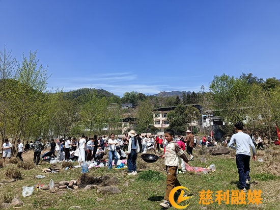 野炊_副本.jpg