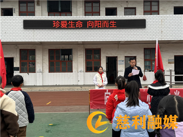 1d1e3e01e28328c4d9024e0dbe98f6e_副本.jpg