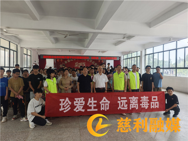 dfd7a9ade04cd7c16bc93d228d5419f.jpg