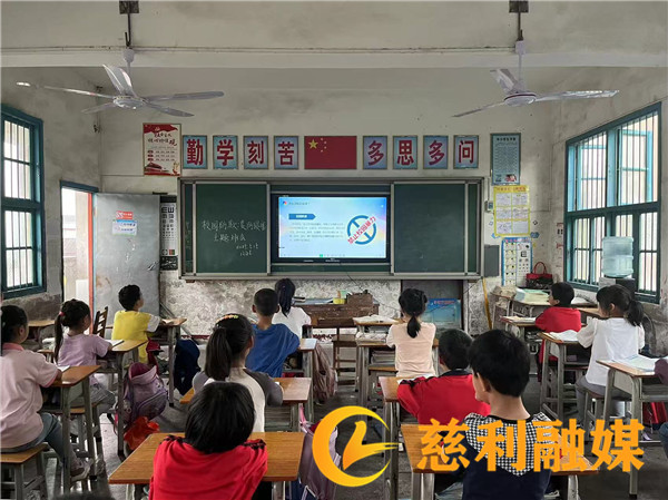 cb72f35161ee9374ea844633400a976.jpg