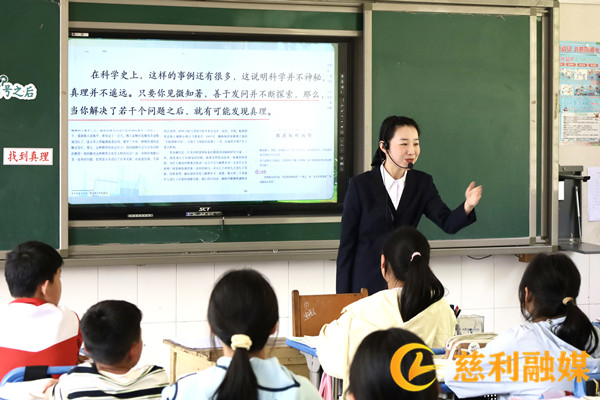 2ecf50eb0822619efcc3a2bf6493418_副本.jpg