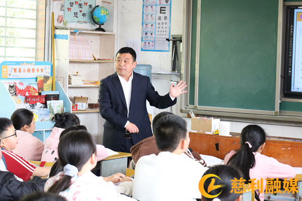 452副本.jpg