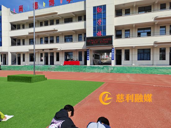 法治.jpg