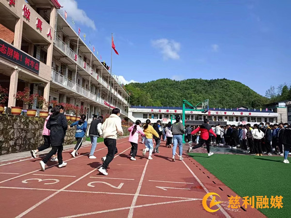 微信图片_20220418082601.jpg 微信图片_20220418082601.jpg