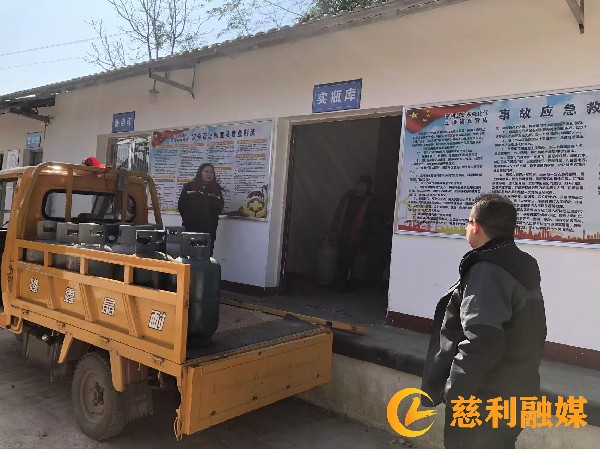 2_副本.jpg 2_副本.jpg