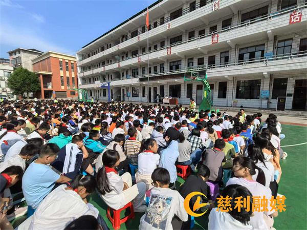 7e1f6c7e76c4b8f50fcc4d4226cebe9.jpg