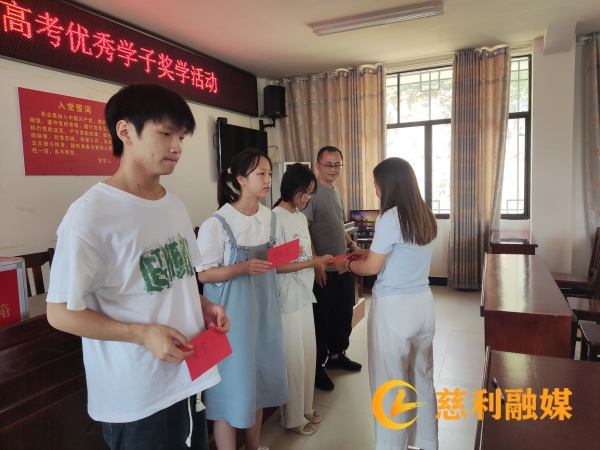 d3eba44be75ee138f56d83881d235ce1_副本.jpg