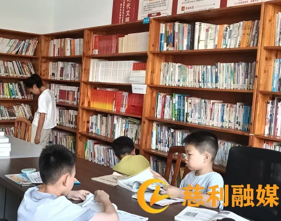 看书.jpg