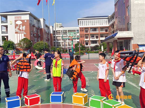 防溺融媒04.jpg 防溺融媒04.jpg