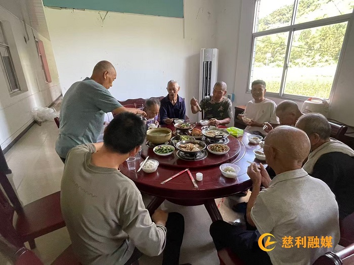 阳坪2_副本.jpg 阳坪2_副本.jpg