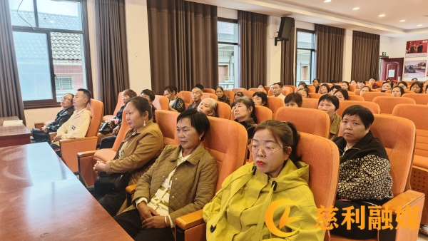 活动照片.jpg