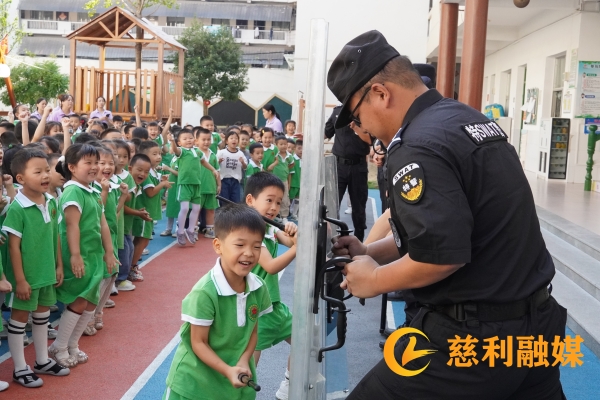 红2.jpg