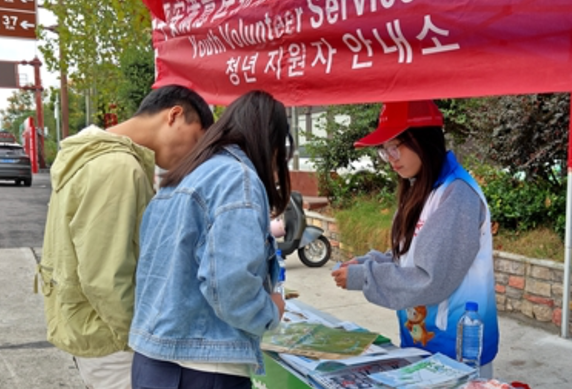 张家界万福温泉：国庆执勤我在岗 志愿服务我先行