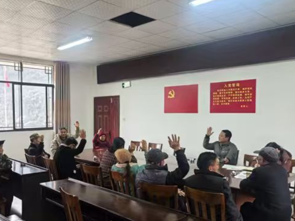 洞溪乡：巧解土地承包难题政策与公平兼顾促和谐