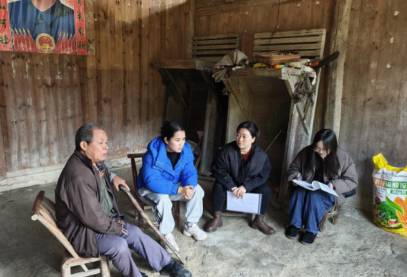 零溪镇：下村走访践初心  温情守护暖民心