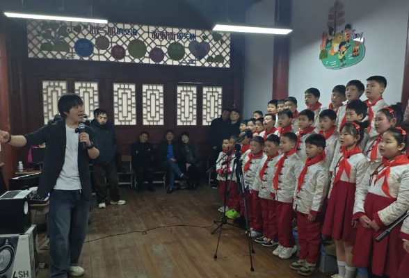 “十年蔗音·月伴童年”——“快乐音乐教室·甘蔗音乐计划”十周年公益活动圆满举行