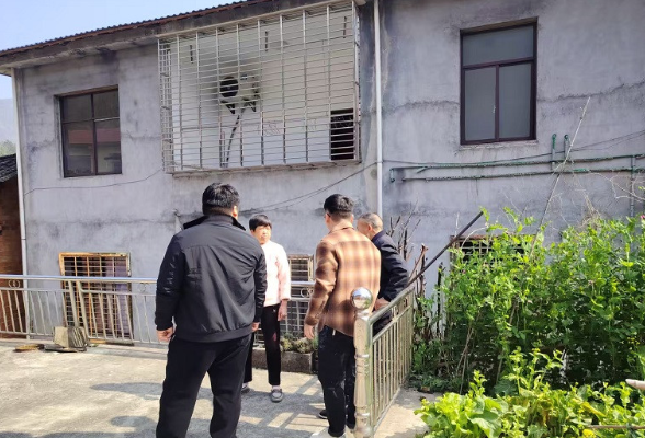 零溪镇金龙村：融“法理情”巧解千家结 通“堵心路”共筑邻里情