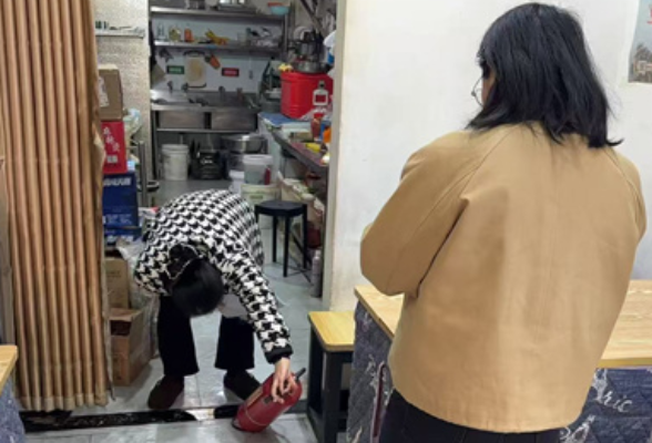 零阳街道西街社区：开展安全生产大检查活动