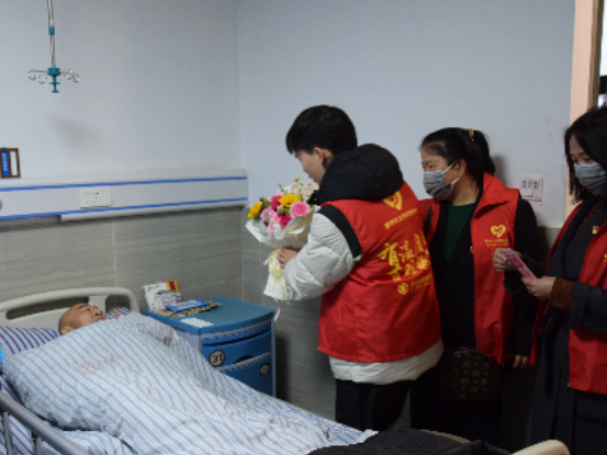 异乡病患突遭重疾 慈利大爱温情护航 多方接力救助辽宁籍群众