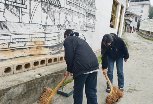 溪口镇中学：青春学雷锋，志愿暖老街