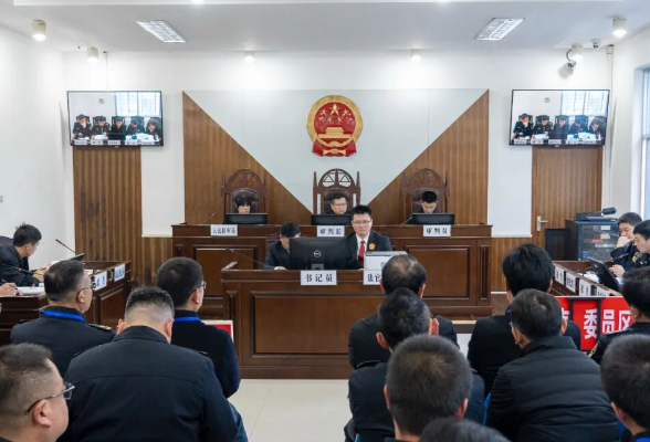 慈利县人民法院公开审理涉企环保行政诉讼案