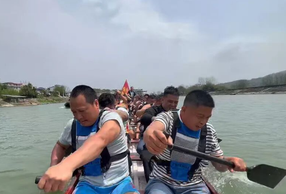 28支队伍备战慈利选拔赛 争夺“龙超”入场券