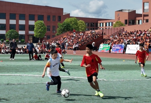 慈利县芙蓉学校第四届足球联赛火热开赛