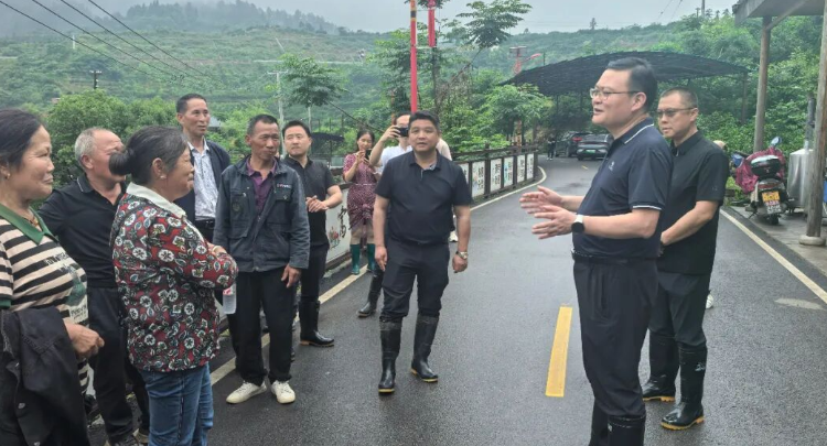 朱爱民督导全县防汛备汛工作