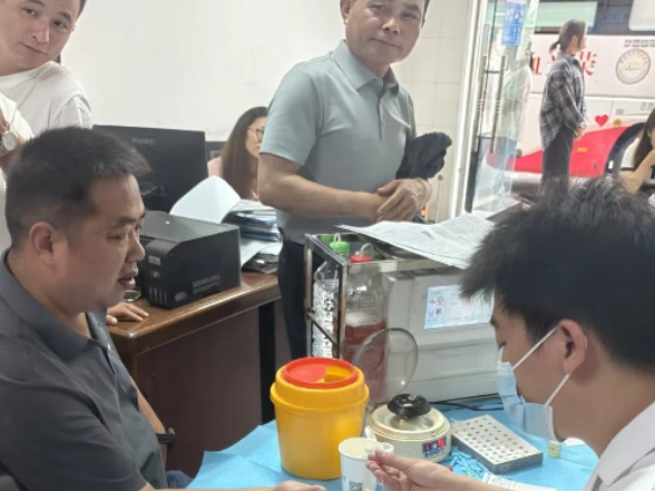 爱心献血 传递温暖——杉木桥镇积极开展无偿献血公益活动