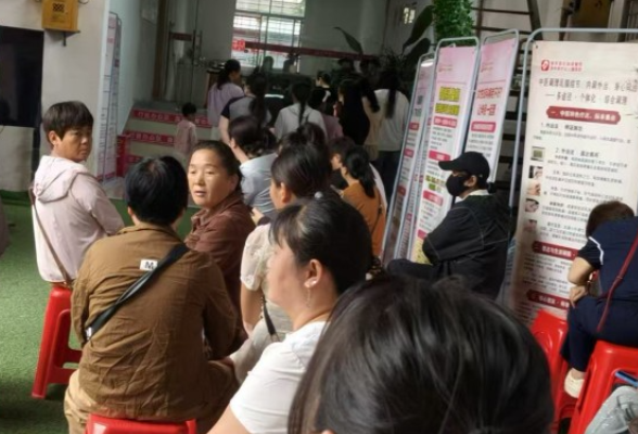 零阳街道南街社区：党建引领“两癌”筛查 暖心守护女性健康